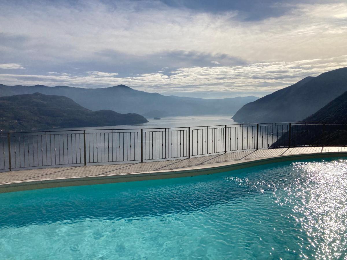 Parzanica Appartamento Grande Terrazza Vista Lago מראה חיצוני תמונה