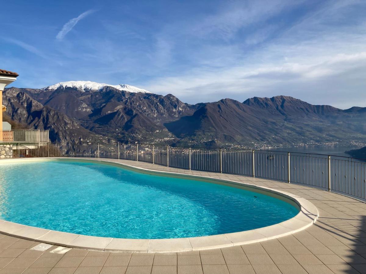 Parzanica Appartamento Grande Terrazza Vista Lago מראה חיצוני תמונה