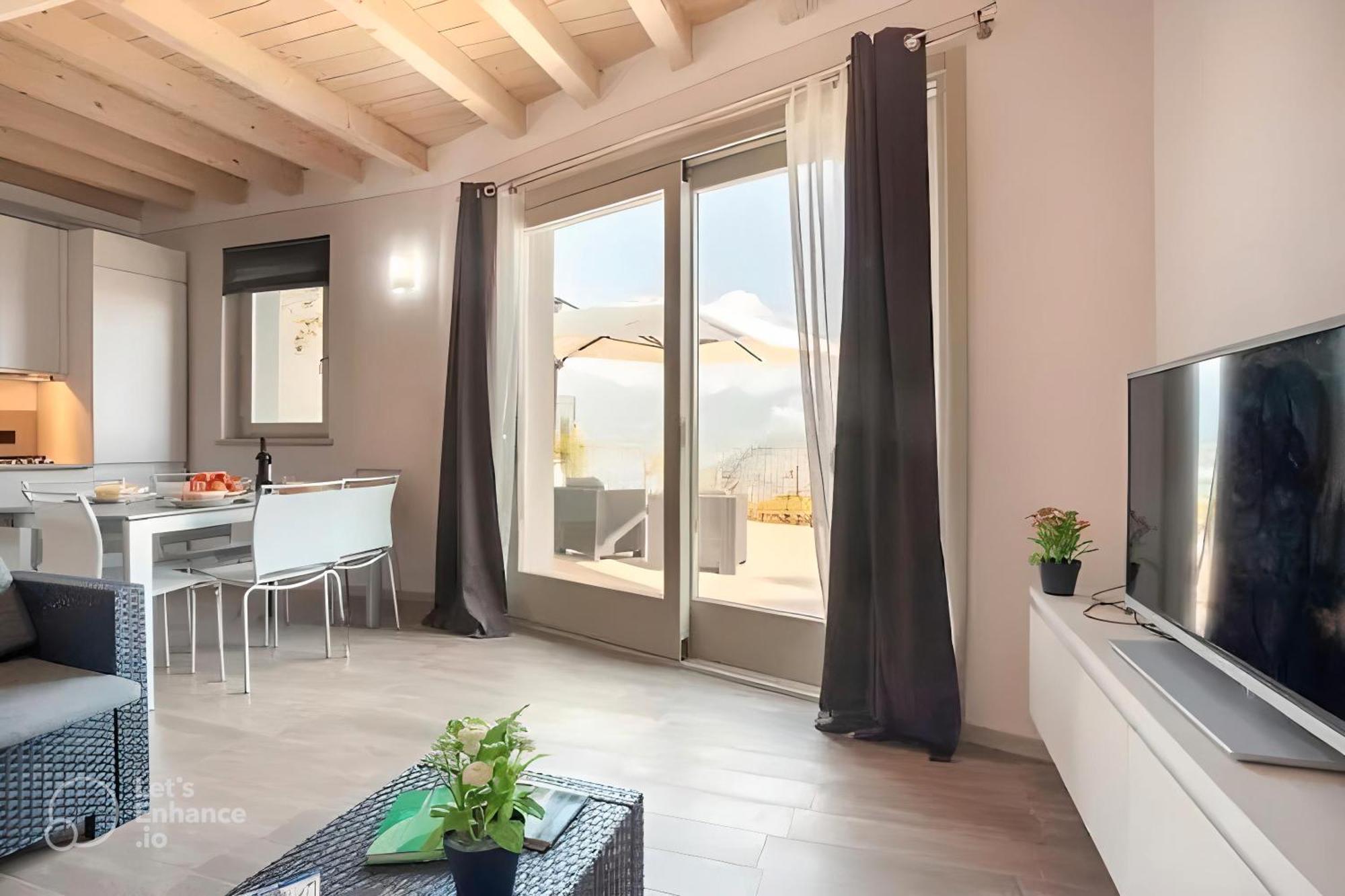 Parzanica Appartamento Grande Terrazza Vista Lago מראה חיצוני תמונה